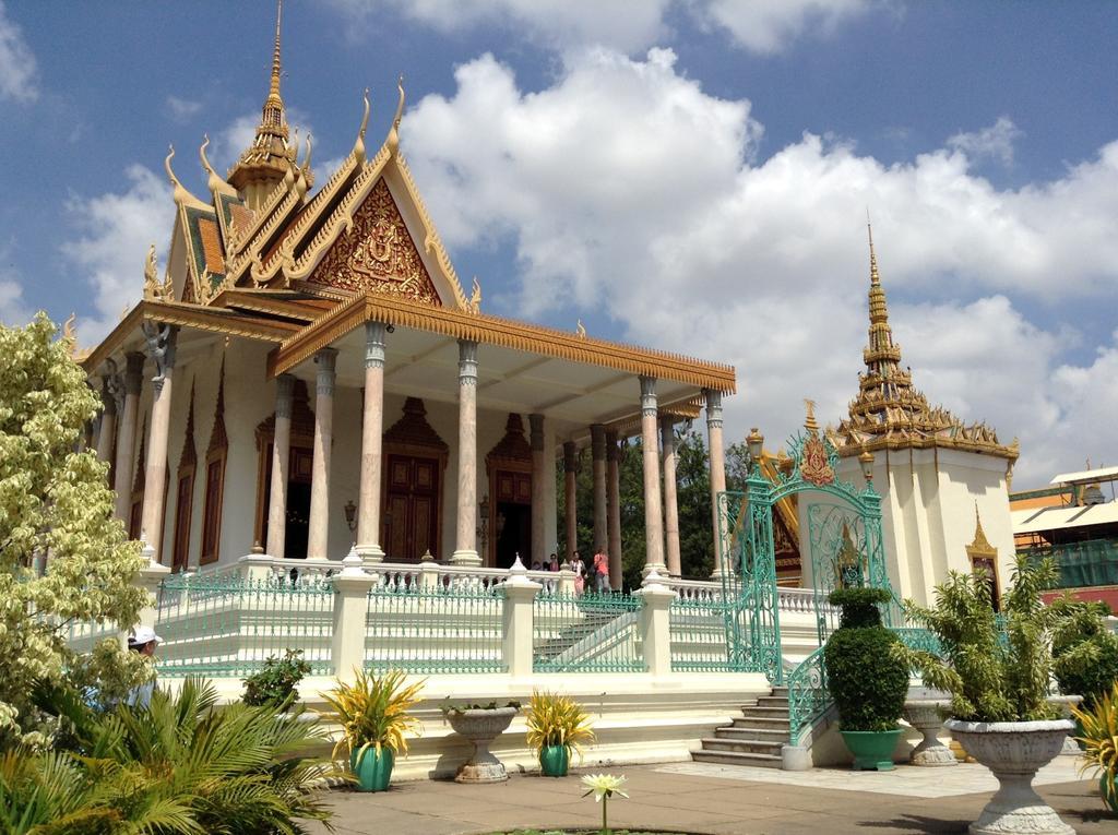 Golden Boat Guesthouse Phnom Pen Exterior foto