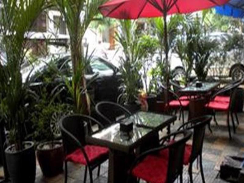 Golden Boat Guesthouse Phnom Pen Exterior foto